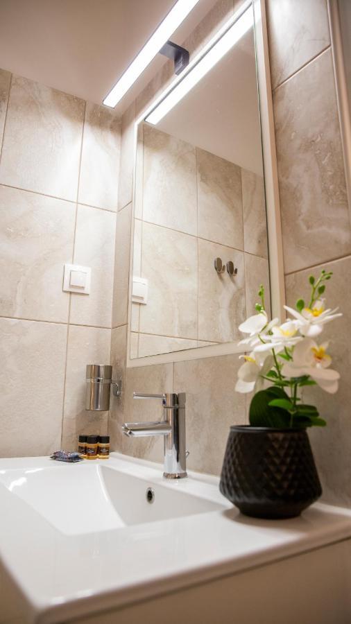 Veria Suite ภายนอก รูปภาพ